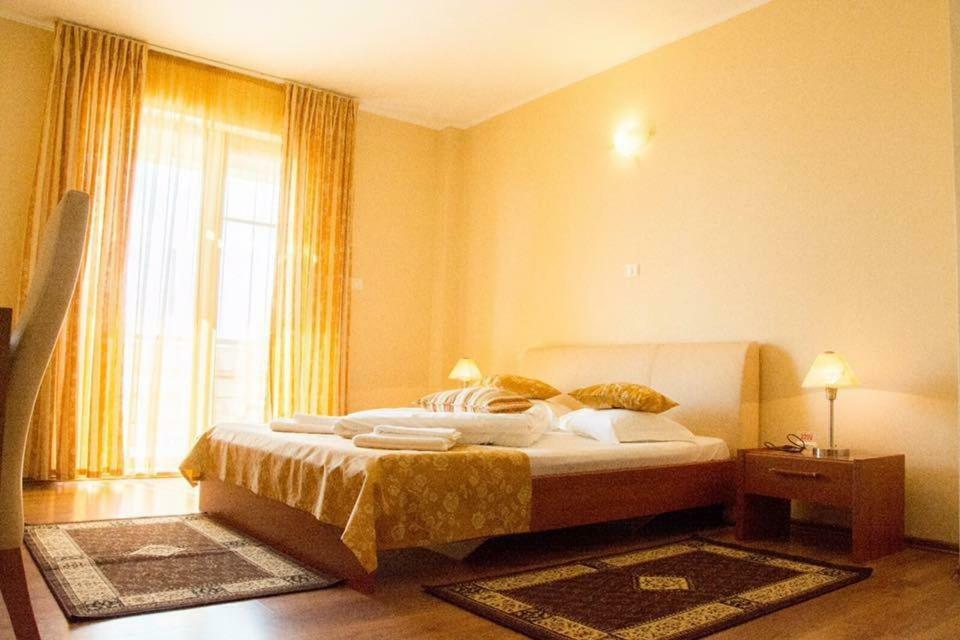 מלון Năvodari Vila Noa מראה חיצוני תמונה